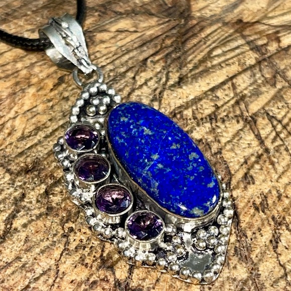 Lapiz Lazuli “The Protection Stone” Pendant 2 1/4” - Picture 5 of 10